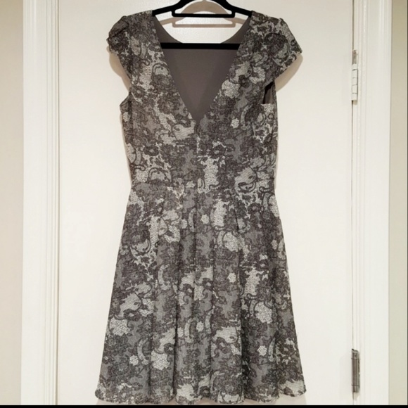 BETSEY JOHNSON FIT AND FLAIR DRESS - Picture 6 of 7